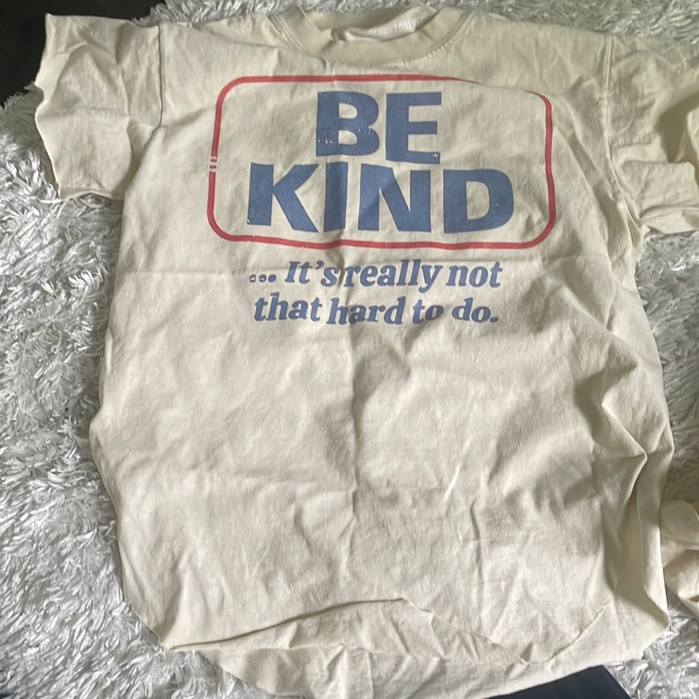 Be kind tee